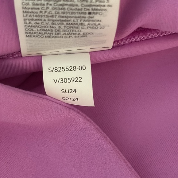 Athleta Elation Lasercut 7/8 Tight - Picture 9 of 9